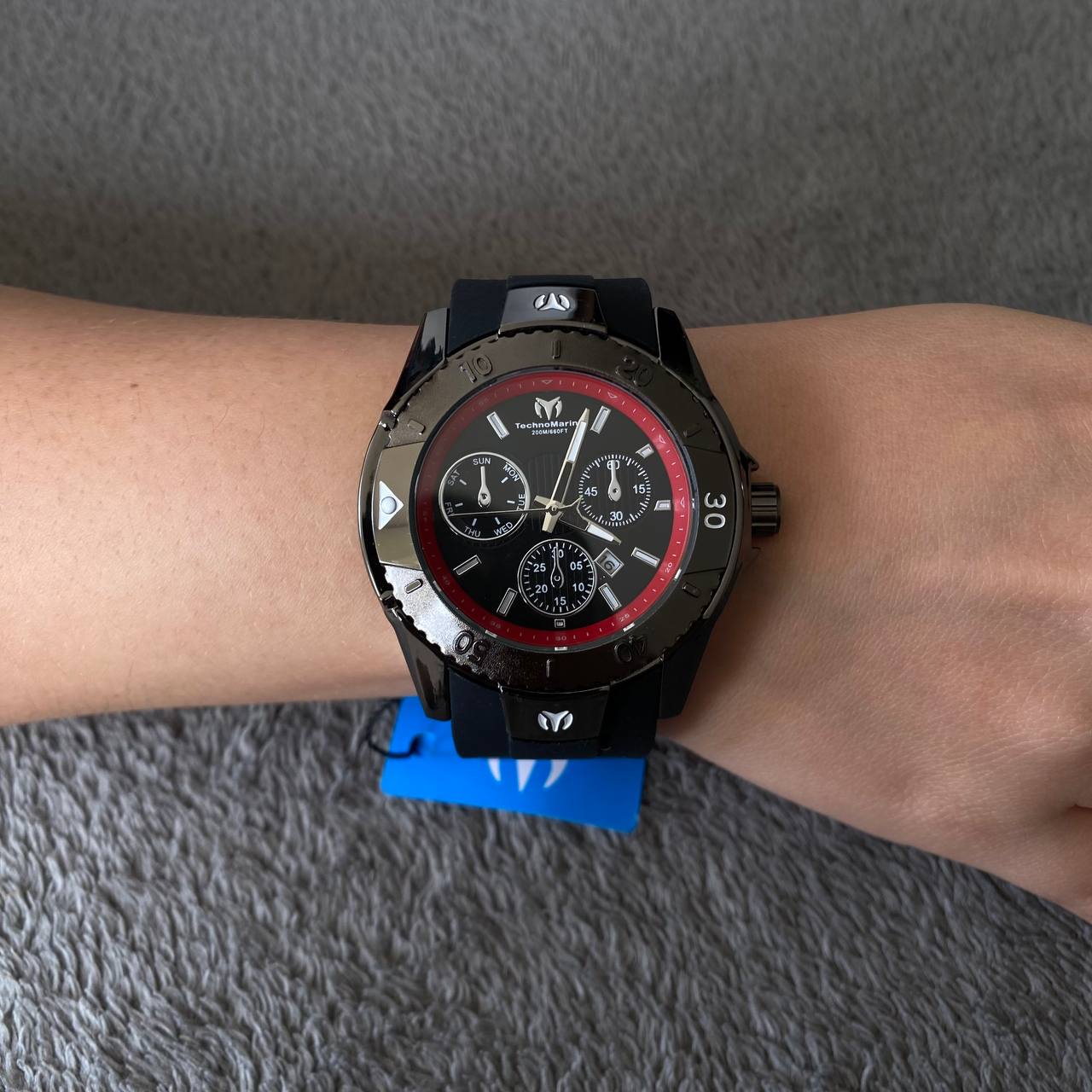 Technomarine UF6 2025 Negro Tablero Negro - Rojo + Caja de lujo - Imagen 6